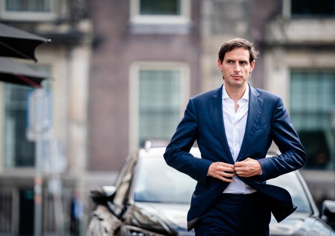 Le ministre des finances sortant Wopke Hoekstra, à son arrivée pour le conseil des ministres au Binnenhof à La Haye, le 24 septembre 2021.