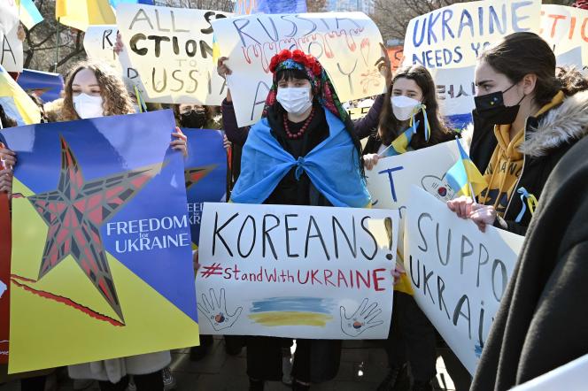 Manifestation de soutien à l’Ukraine, le 27 février 2022, à Séoul.